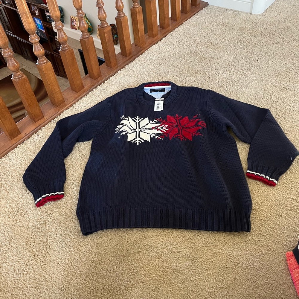 Navy blue vintage winter snowflake long sleeve sweater never worn